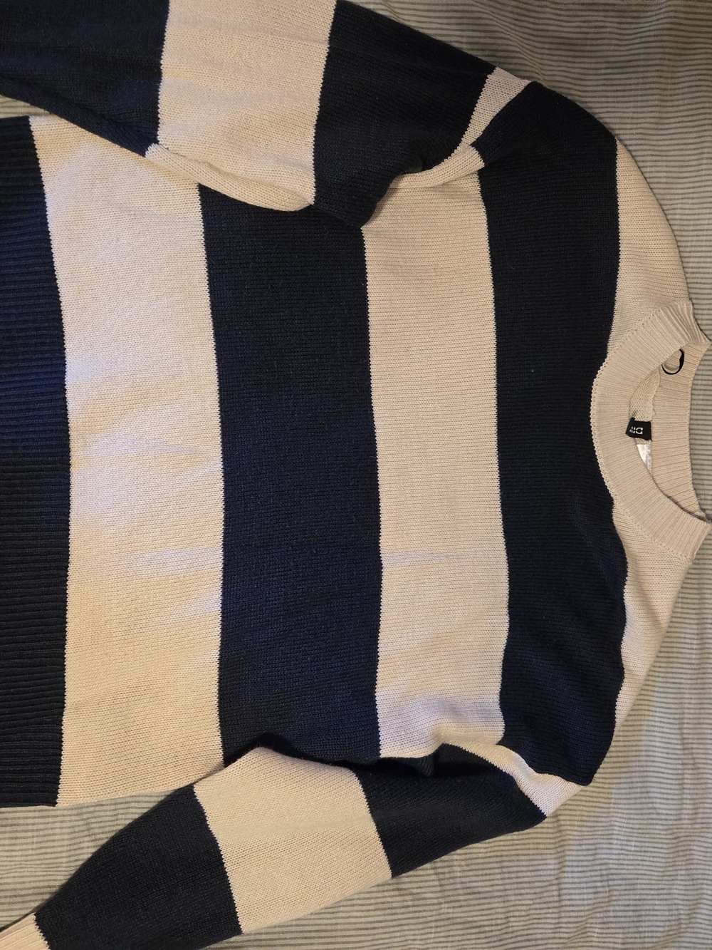 Divided Women's Striped Crewneck Sweater - Navy & Cream